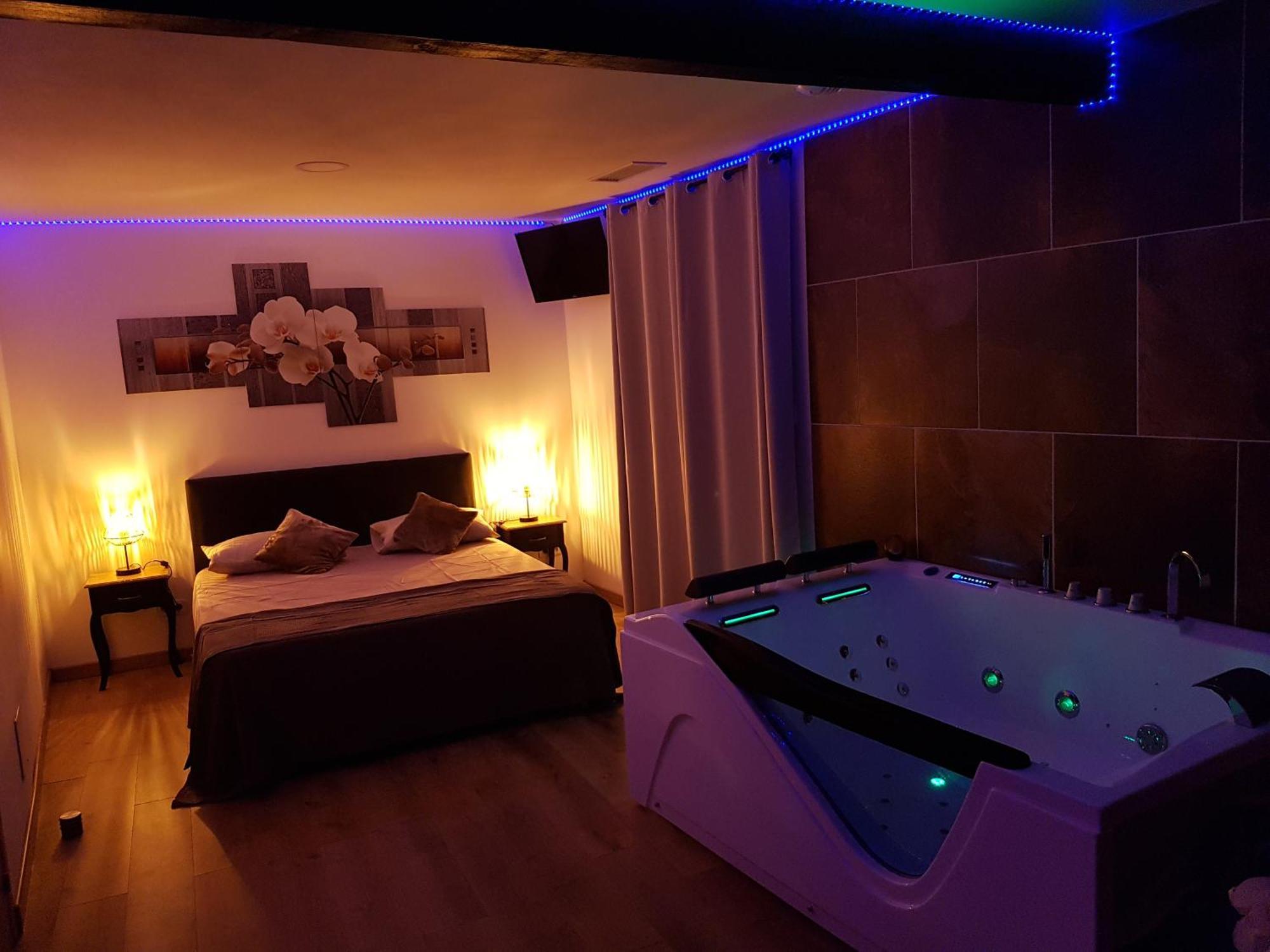 Love Room Jaccuzi Puisserguier Exteriör bild
