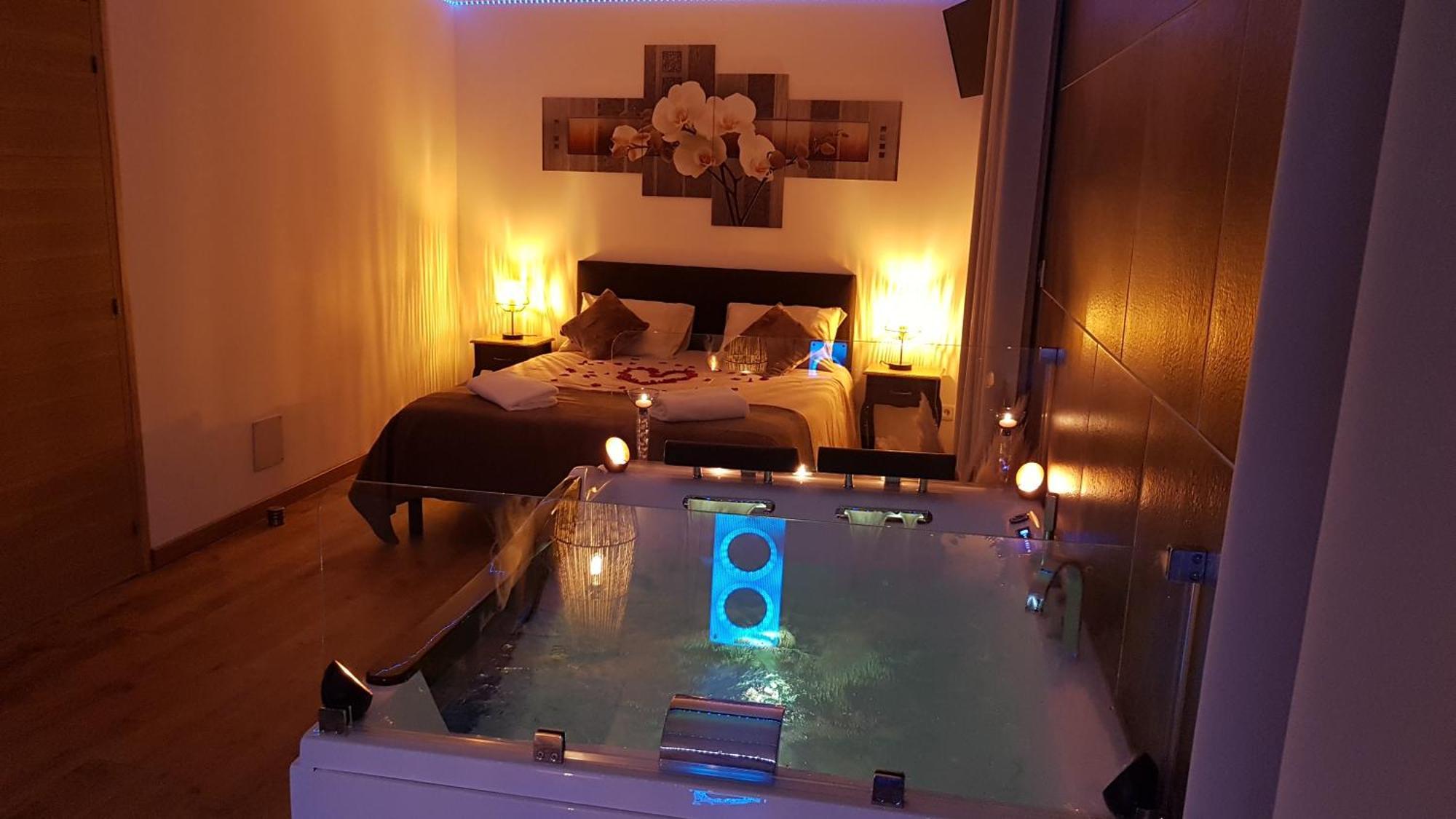 Love Room Jaccuzi Puisserguier Exteriör bild